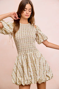 34949dc96aa9456f8dd9494d67cbf0c3-Max