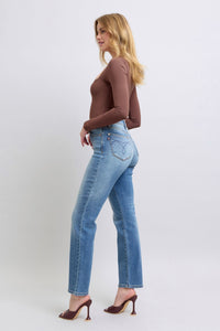 Judy Blue Nivea Full Size Run Vintage Wash Thermal Straight Jeans