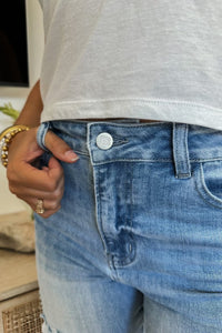 PREORDER- URBAN DISTRESSED CROP JEAN