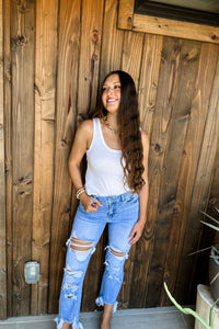 PREORDER- URBAN DISTRESSED CROP JEAN