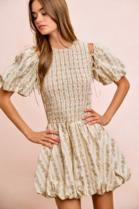 043990ca5fbf4bffb9fe70e07620571f-Max