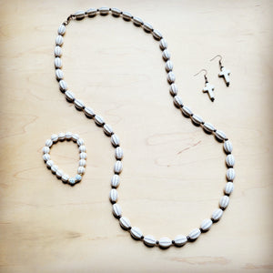 **White Turquoise & Wood Melon Beaded Necklace 258p