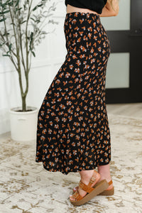 Crisp Kiss Midi Skirt in Rust, White and Black