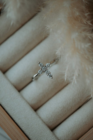 Silent Bloom Vintage Silver Ring