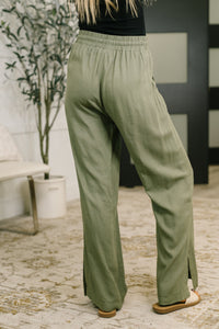 Essential Feeling Straight Leg Lounge Pants in Light in Olive