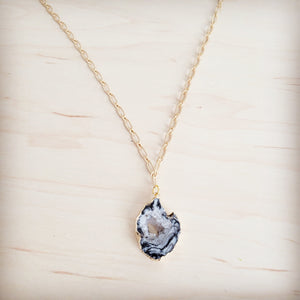 **Gilded Black Agate Necklace 257ma