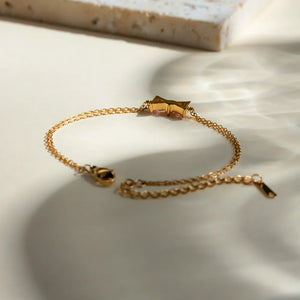 f246b587-93b6-4c75-b08d-67c9d0f05e83-Max