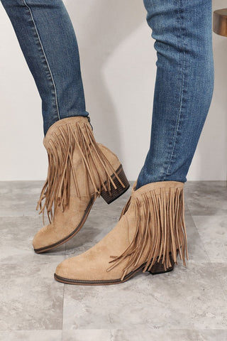 Pointed-Toe Braided Trim Mules